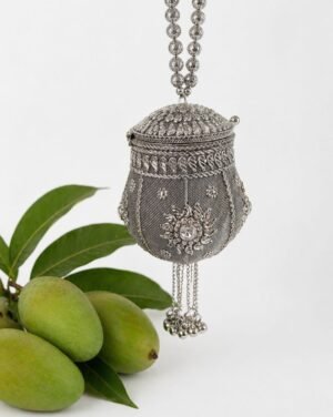 Silver Mango